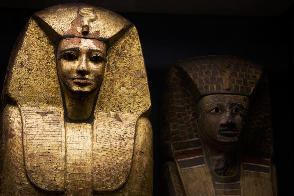 Only rulers wore turquoise in the past, especially Egyptian pharaohs.