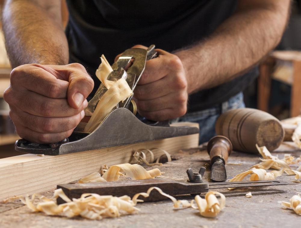 A man who feels comfort at the smell of wood and whose father spent a great deal of time teaching him woodworking in the past may be experiencing a Pavlov’s dog response.