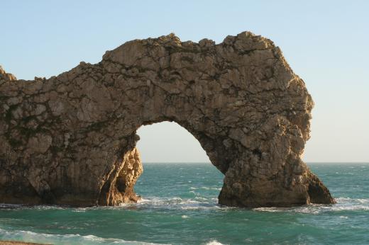 The Durdle Door is one of the sea arches of southern England.