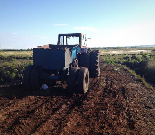 Peat may be used for fertilizing purposes.